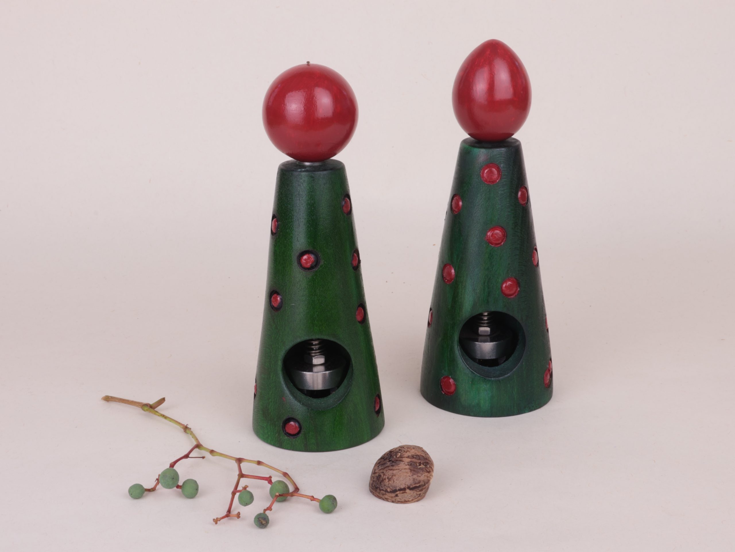 Stylische handgedrechselte Muskatmühle – Bild 7