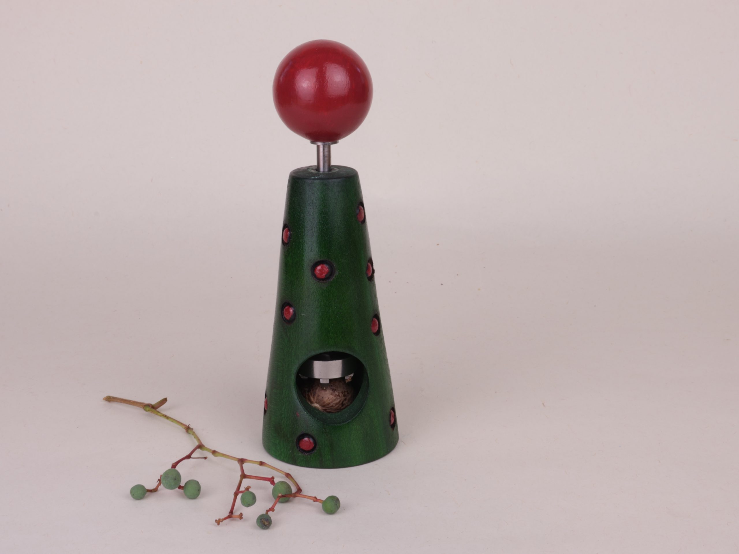 Stylische handgedrechselte Muskatmühle – Bild 5