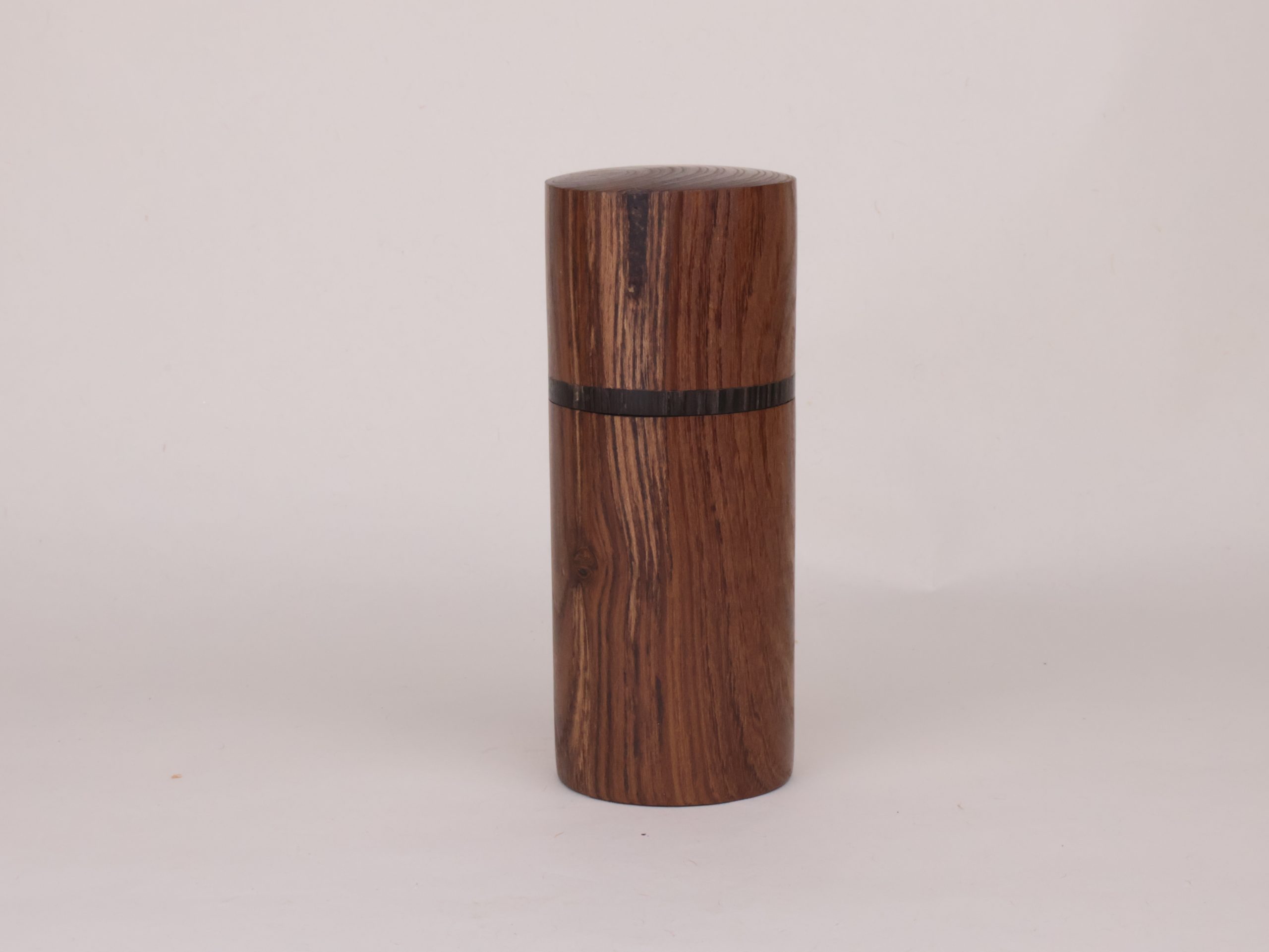Handgedrechselte Pfeffermühle Goldregen – Bild 5