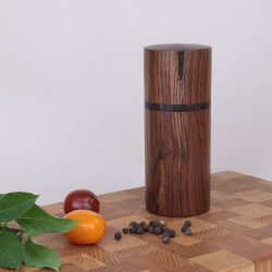 Handgedrechselte Pfeffermühle Goldregen